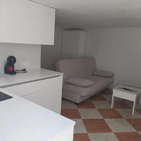 Apartment Costa *